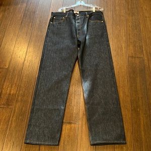 501 Levi straight leg button fly jeans new